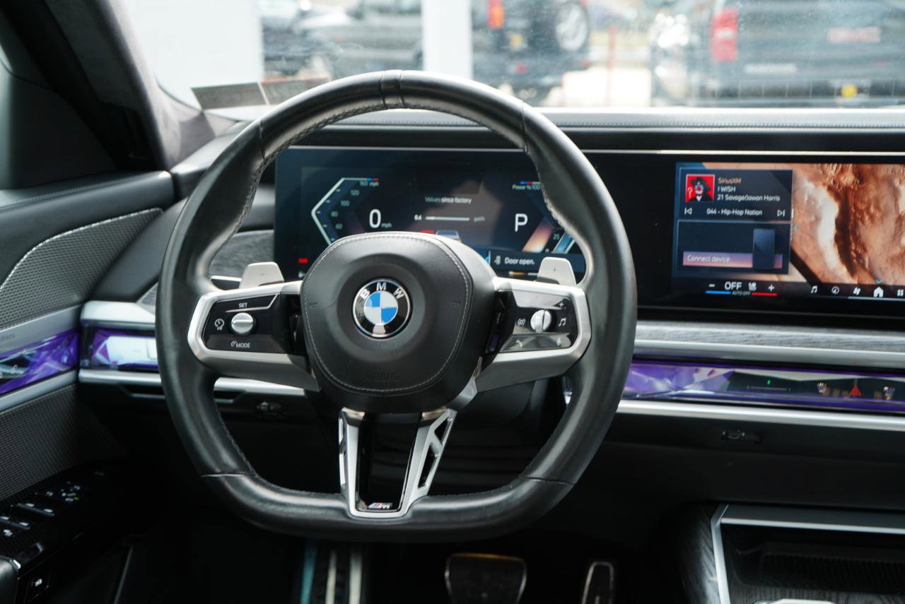 Used 2023 BMW 760i xDrive w/ Executive Package image 52