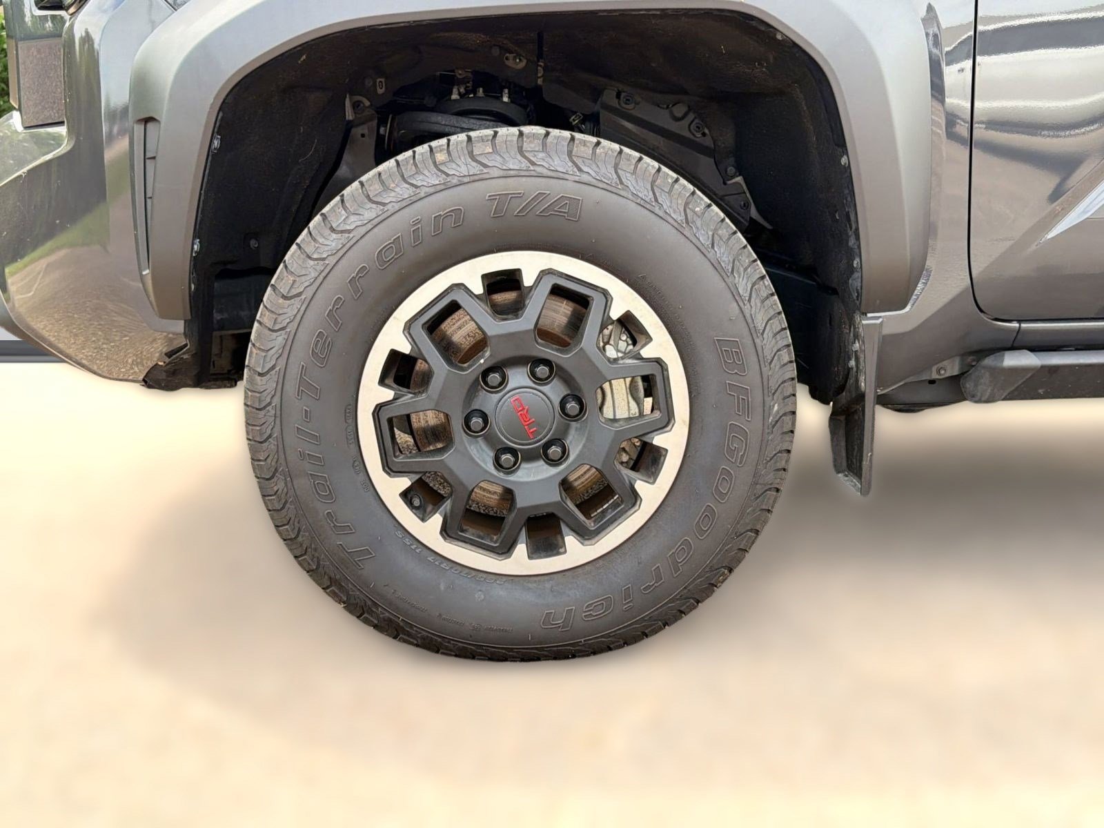 Used 2024 Toyota Tacoma TRD Off-Road AWD/4WD image 11