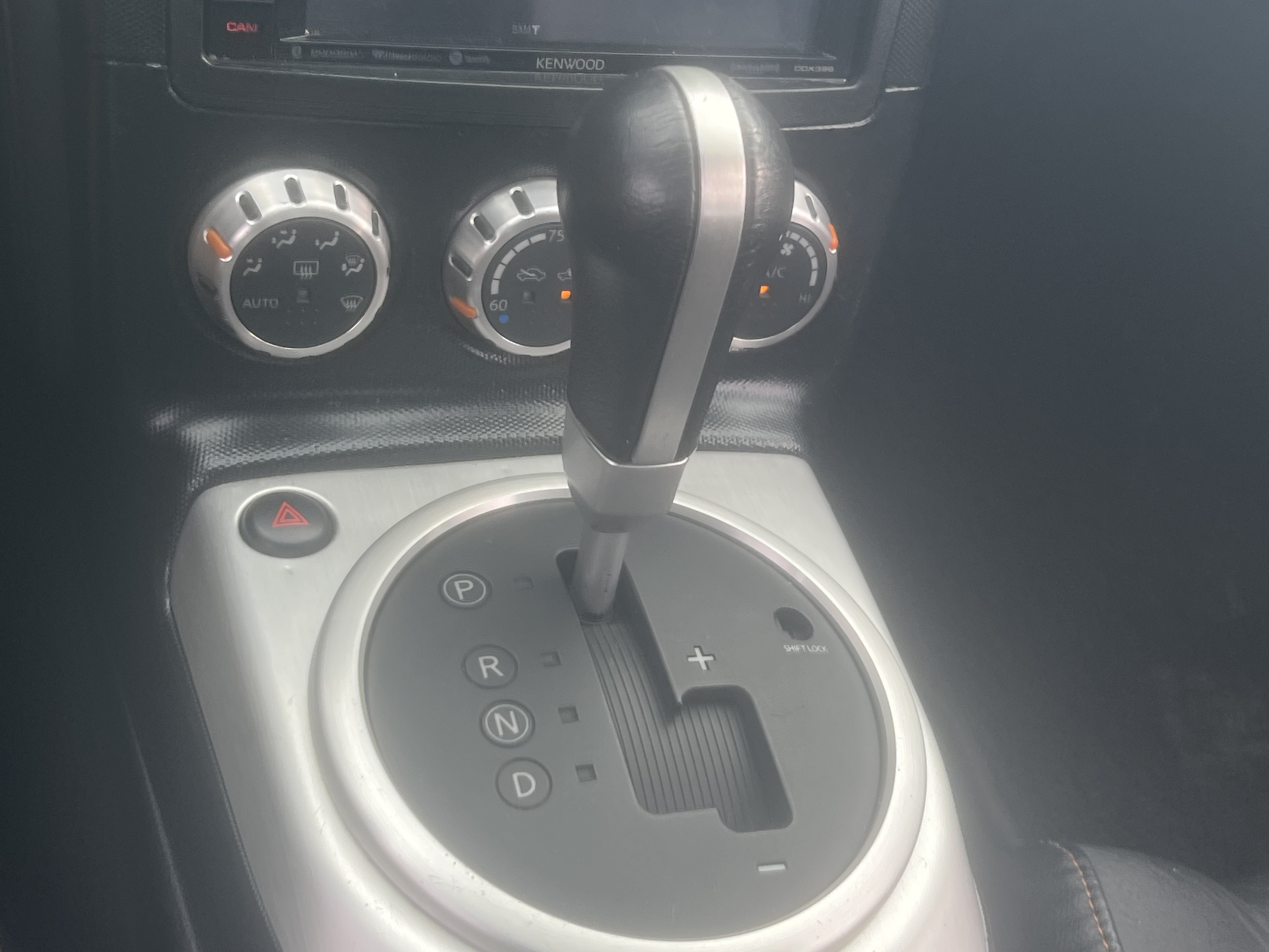 Used 2009 Nissan 350Z Touring RWD image 12