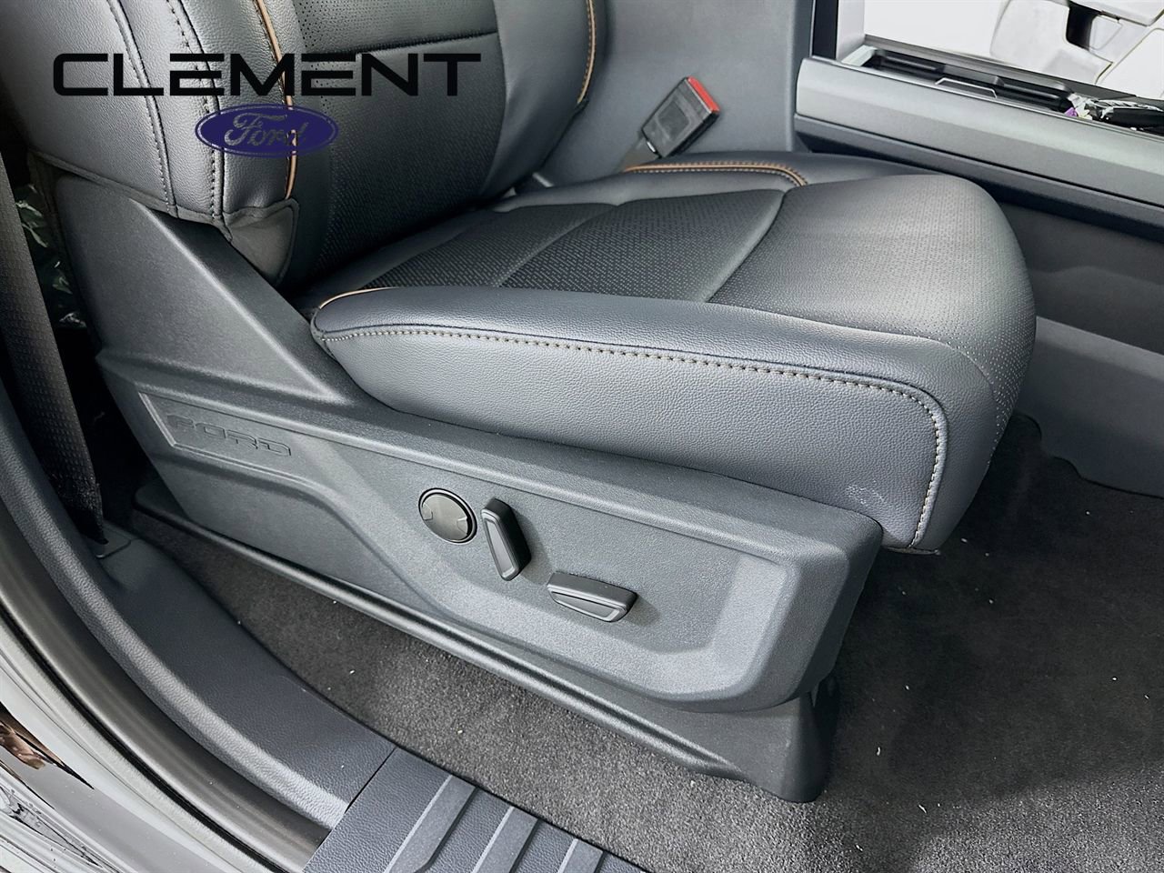 New 2026 Ford F250 Lariat AWD/4WD image 32
