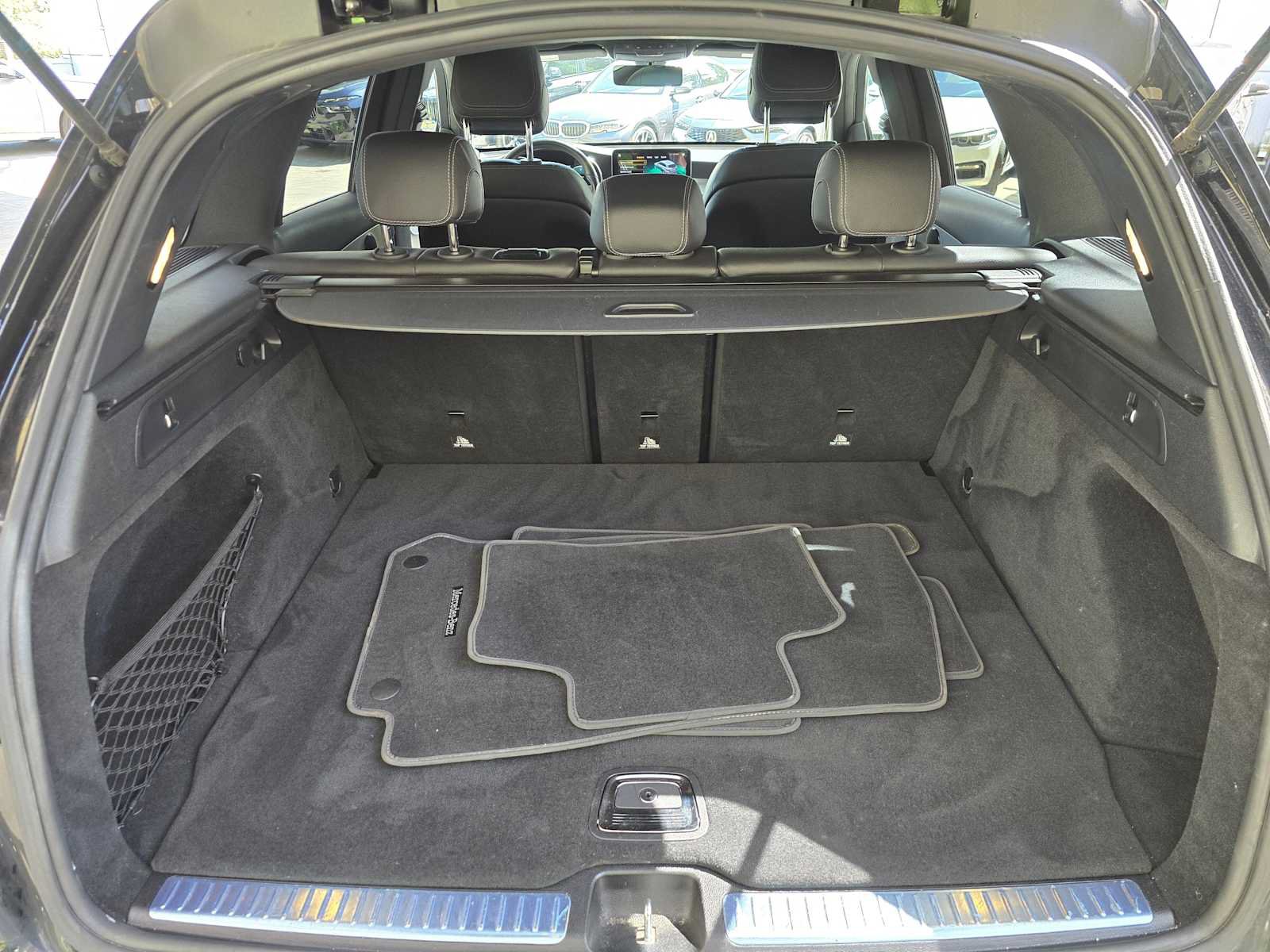 Used 2021 Mercedes-Benz GLC 300 4MATIC image 18