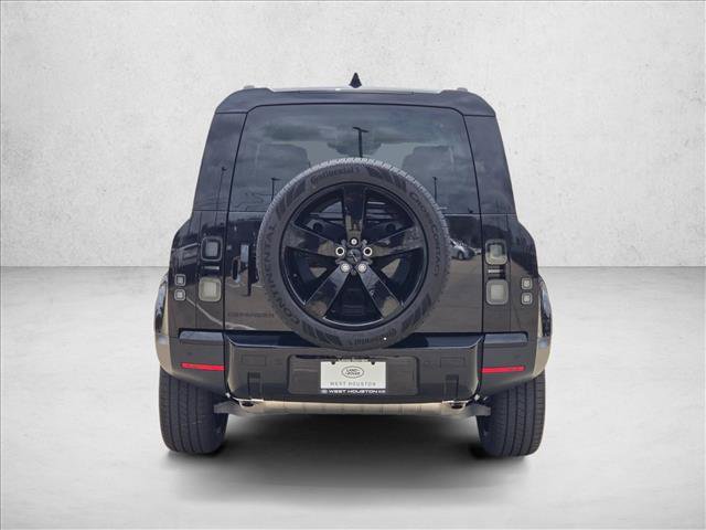 Used 2026 Land Rover Defender 110 S AWD/4WD image 7