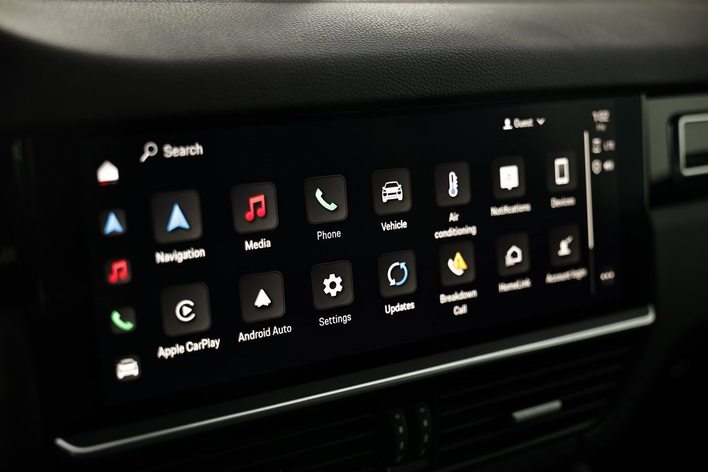 Used 2023 Porsche Cayenne image 37