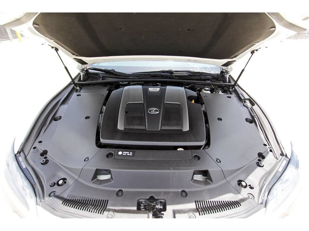 Used 2022 Lexus LS 500 RWD image 31
