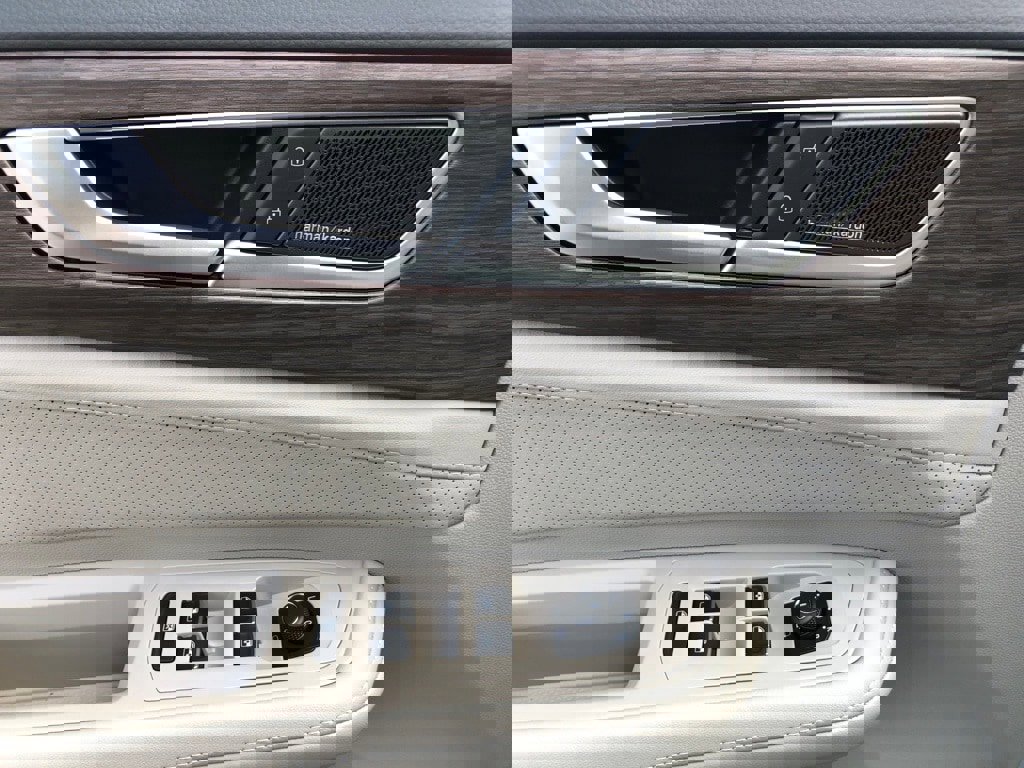 New 2025 Volkswagen Atlas SEL Premium R-Line image 11