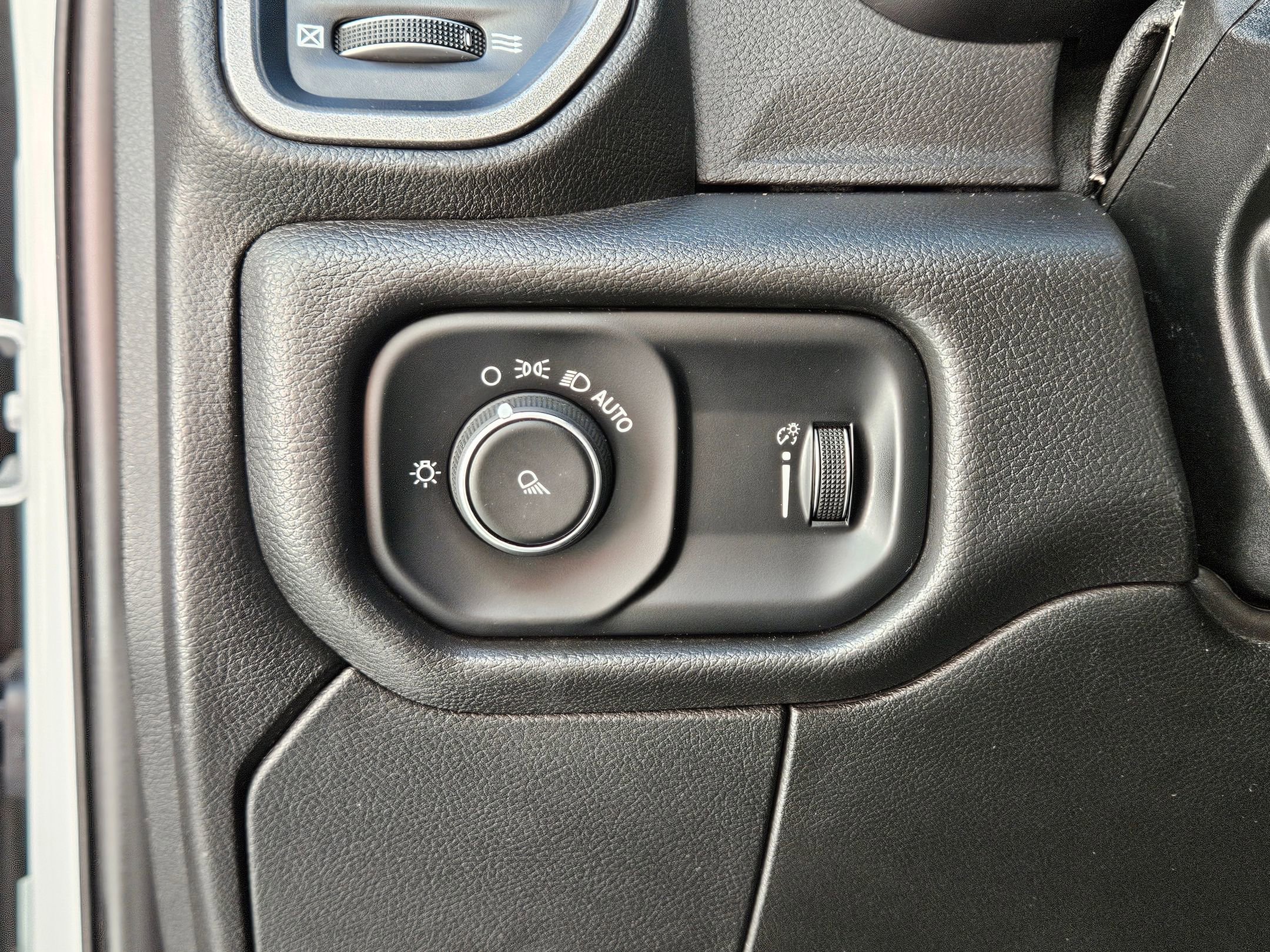 Used 2022 RAM 2500 Tradesman image 19