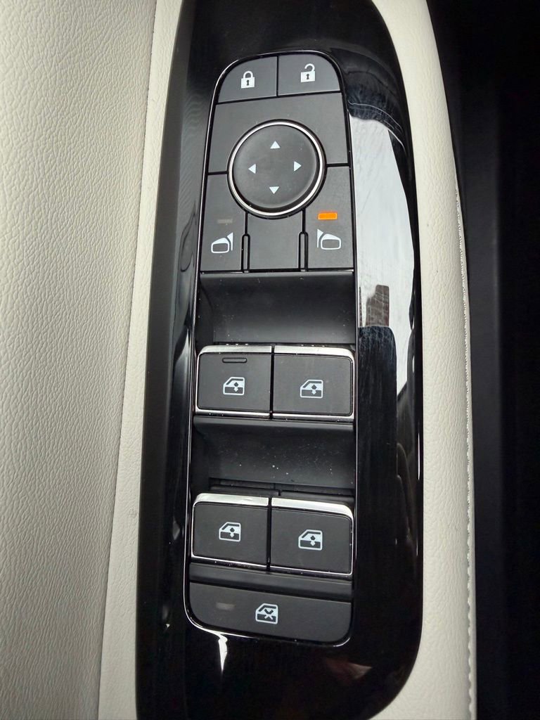 Used 2025 Nissan Murano SL image 17