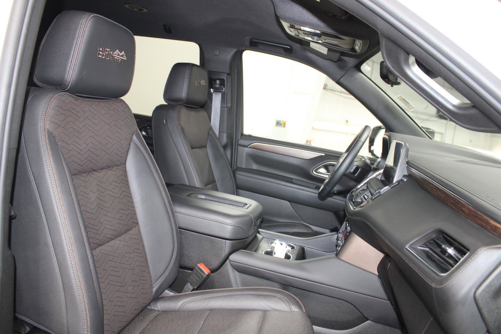 Used 2024 Chevrolet Tahoe High Country image 22