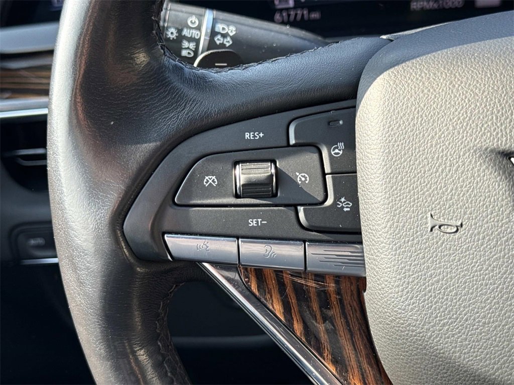 Used 2021 Cadillac Escalade Premium Luxury image 27