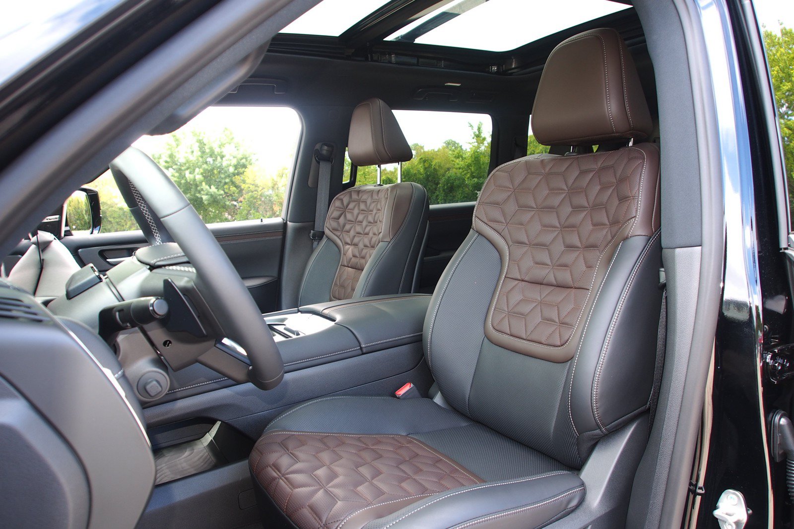 New 2026 Nissan Armada Platinum Reserve AWD/4WD image 18