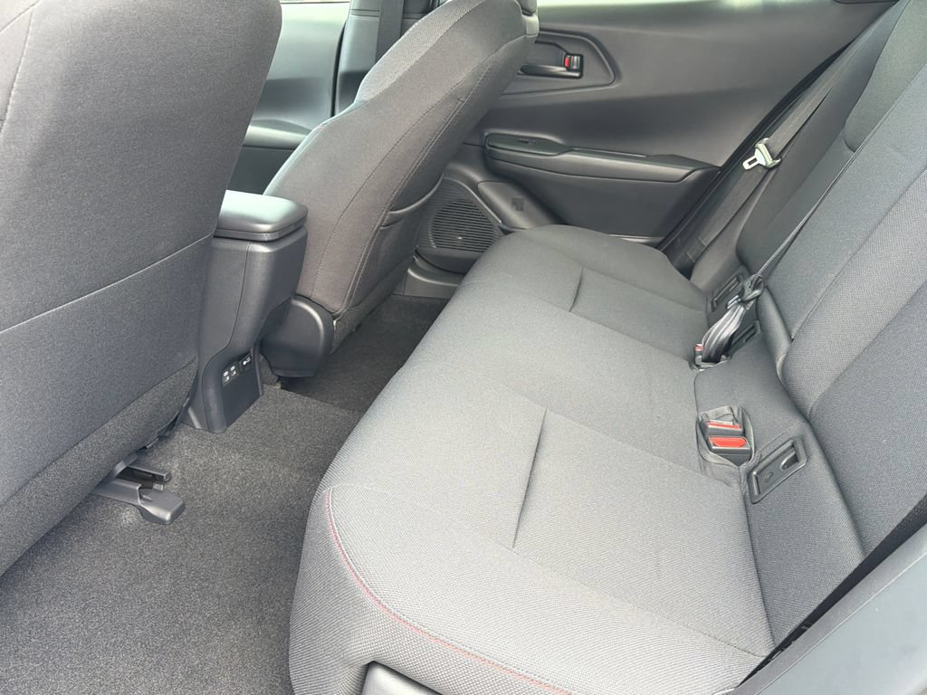 New 2026 Toyota Prius Plug-In Hybrid FWD image 24