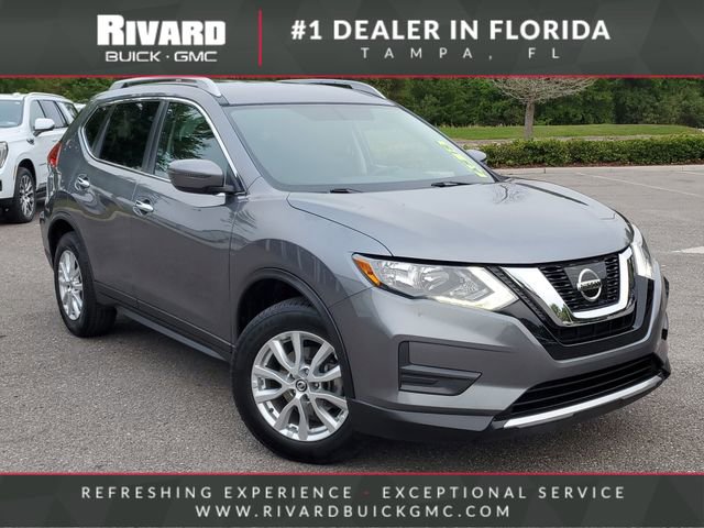 Used 2017 Nissan Rogue SV image 1
