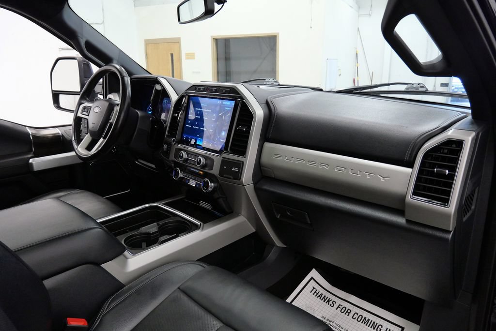Used 2022 Ford F250 Lariat w/ Black Appearance Package AWD/4WD image 18
