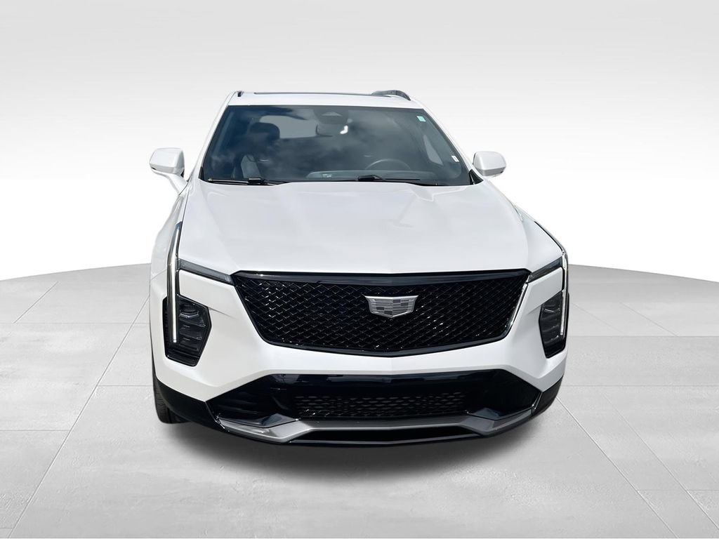 Used 2024 Cadillac XT4 Sport AWD/4WD image 3