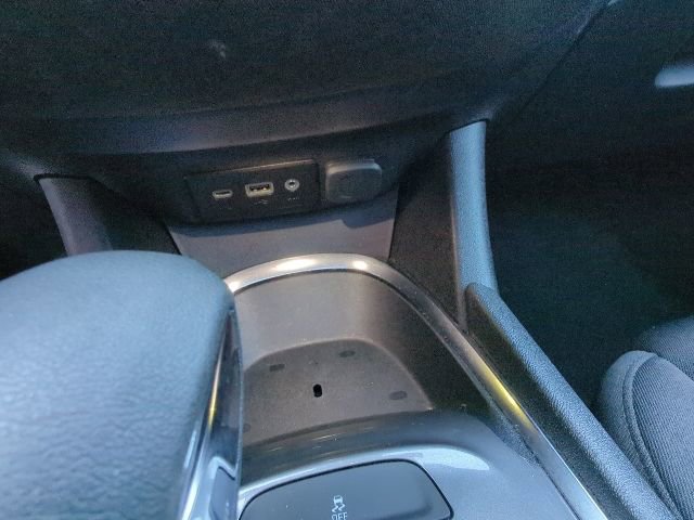 Used 2023 Chevrolet Malibu LT FWD image 19
