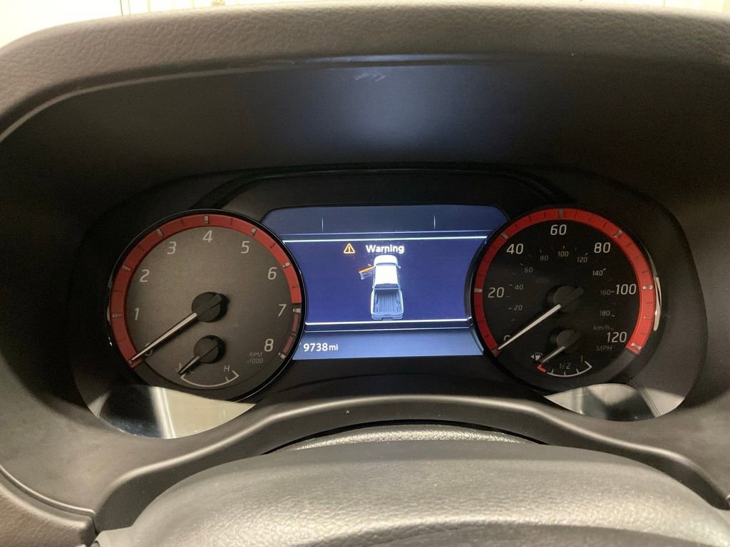 Used 2025 Nissan Frontier PRO-4X w/ Pro Premium Package image 16