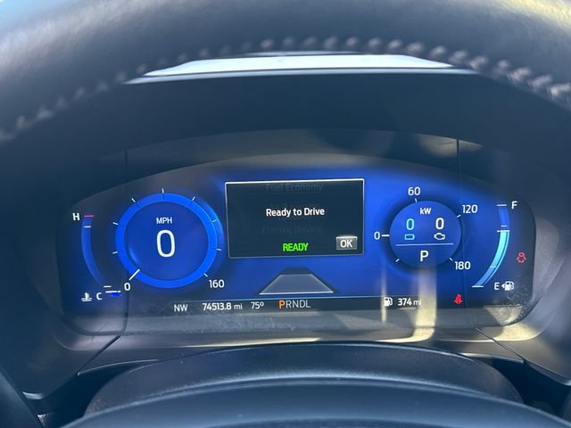 Used 2020 Ford Escape Titanium w/ Titanium Premium Package 2.0 AWD/4WD image 15