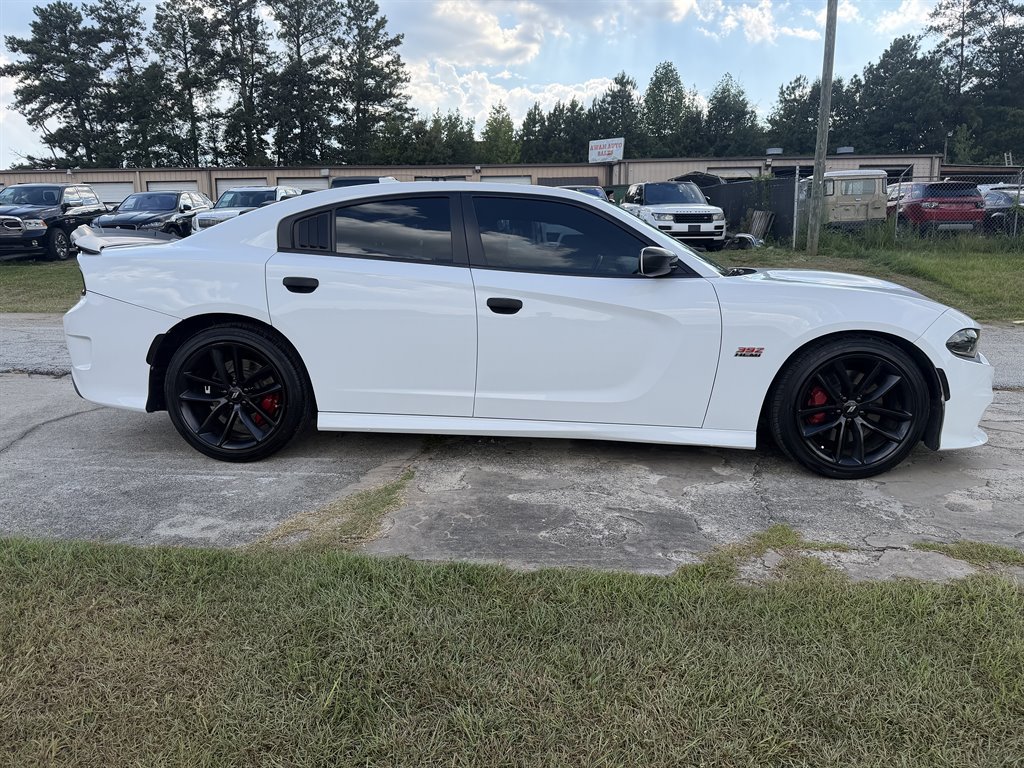 Used 2019 Dodge Charger Scat Pack RWD image 3