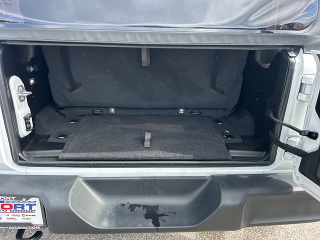 Used 2025 Jeep Wrangler Sport image 40