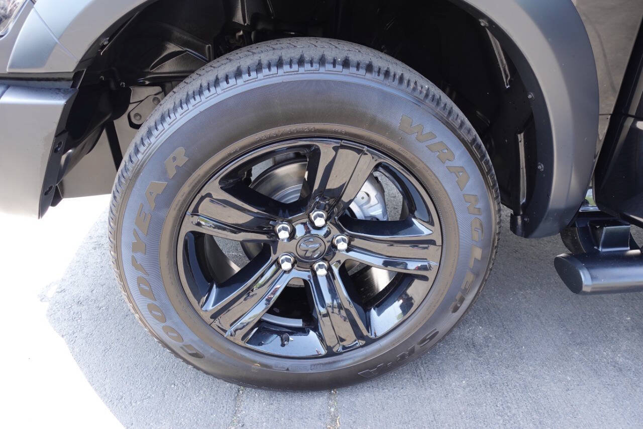 Used 2023 RAM 1500 Warlock AWD/4WD image 64