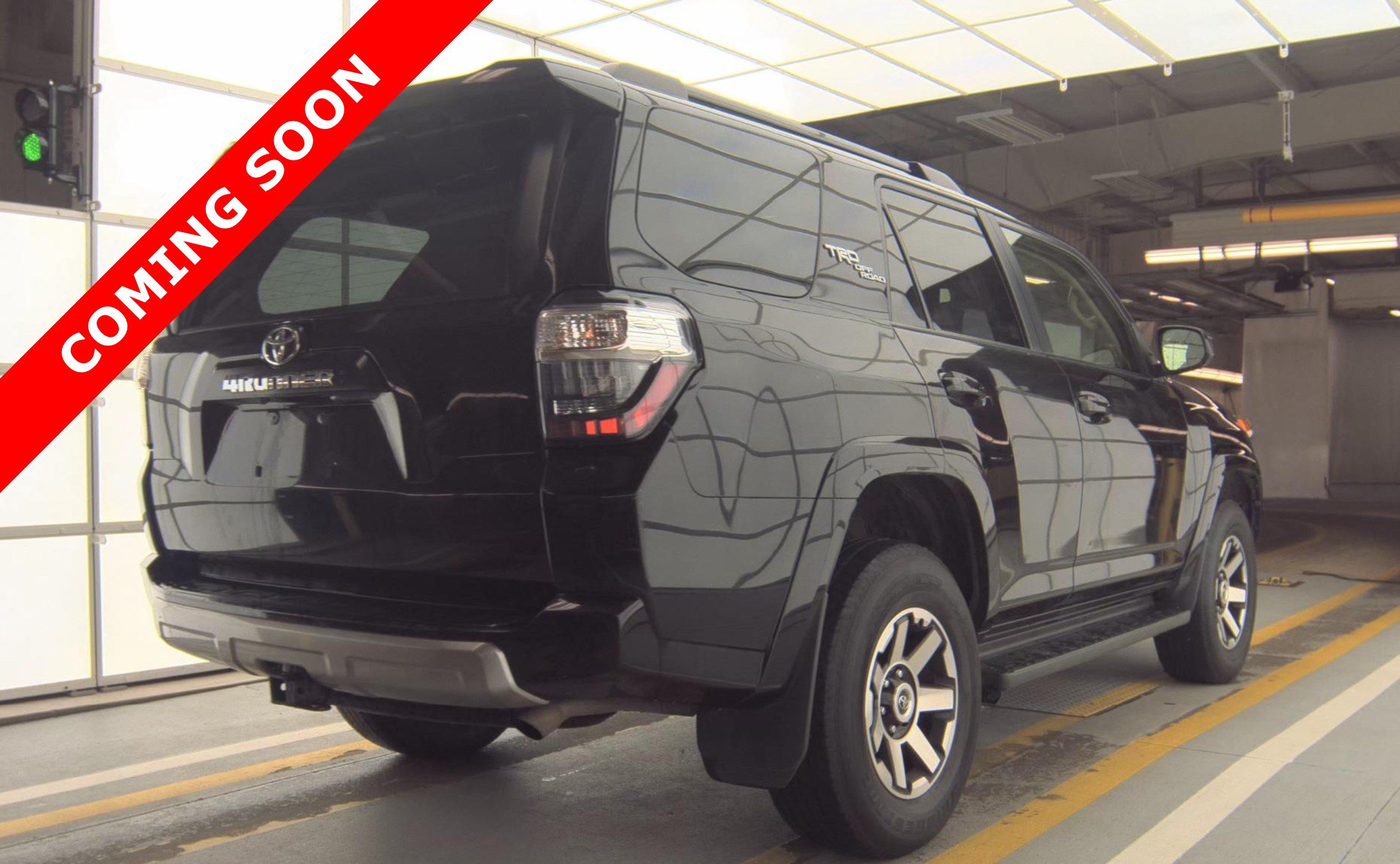 Used 2023 Toyota 4Runner TRD Off-Road AWD/4WD image 5