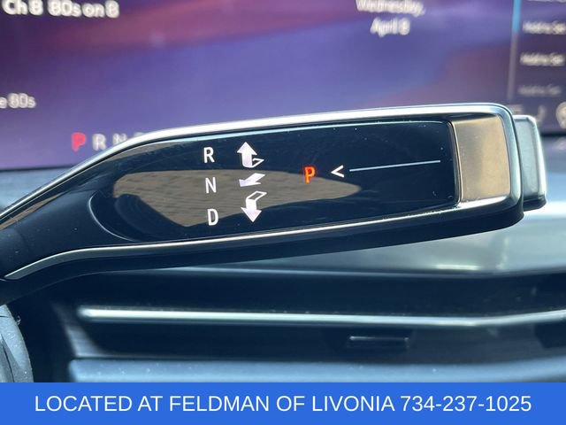 Used 2025 Cadillac Escalade IQ Luxury 2 w/ LPO, Premium Carpet Package image 15