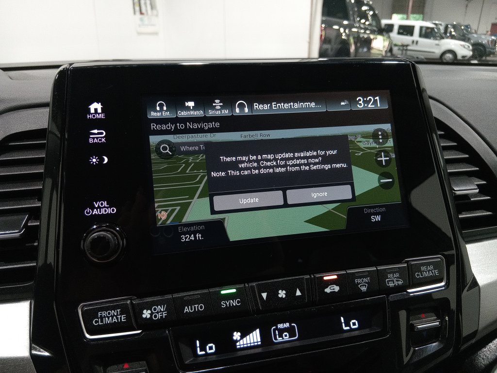 Used 2024 Honda Odyssey Touring image 23