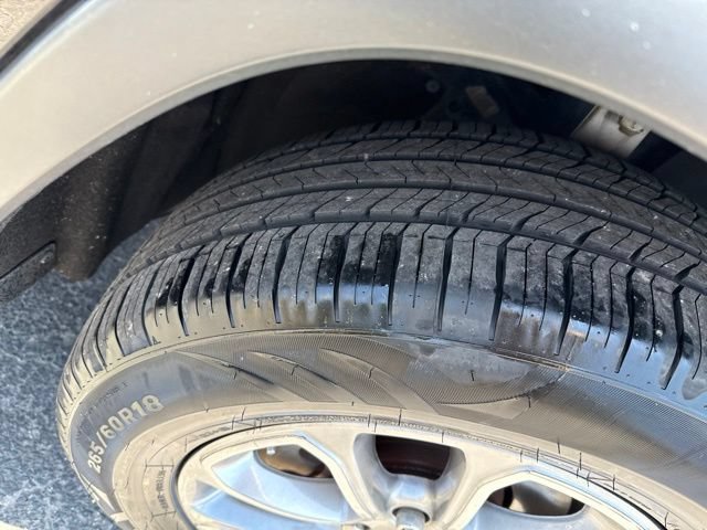 Used 2016 Jeep Grand Cherokee Limited RWD image 16