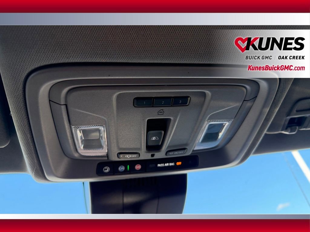 Used 2025 Chevrolet Silverado 1500 LT w/ Leather Package image 26