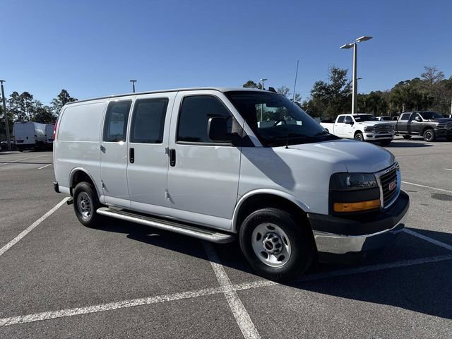 Used 2024 GMC Savana 2500 w/ Driver Convenience Package image 1