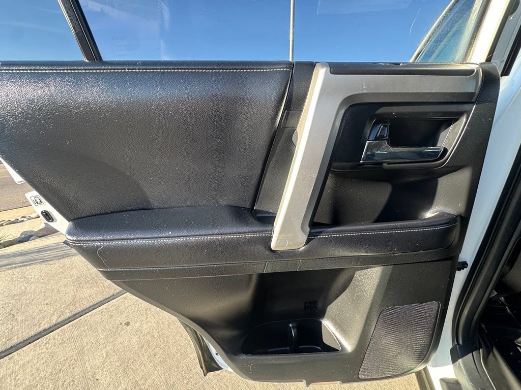 Used 2019 Toyota 4Runner SR5 AWD/4WD image 26