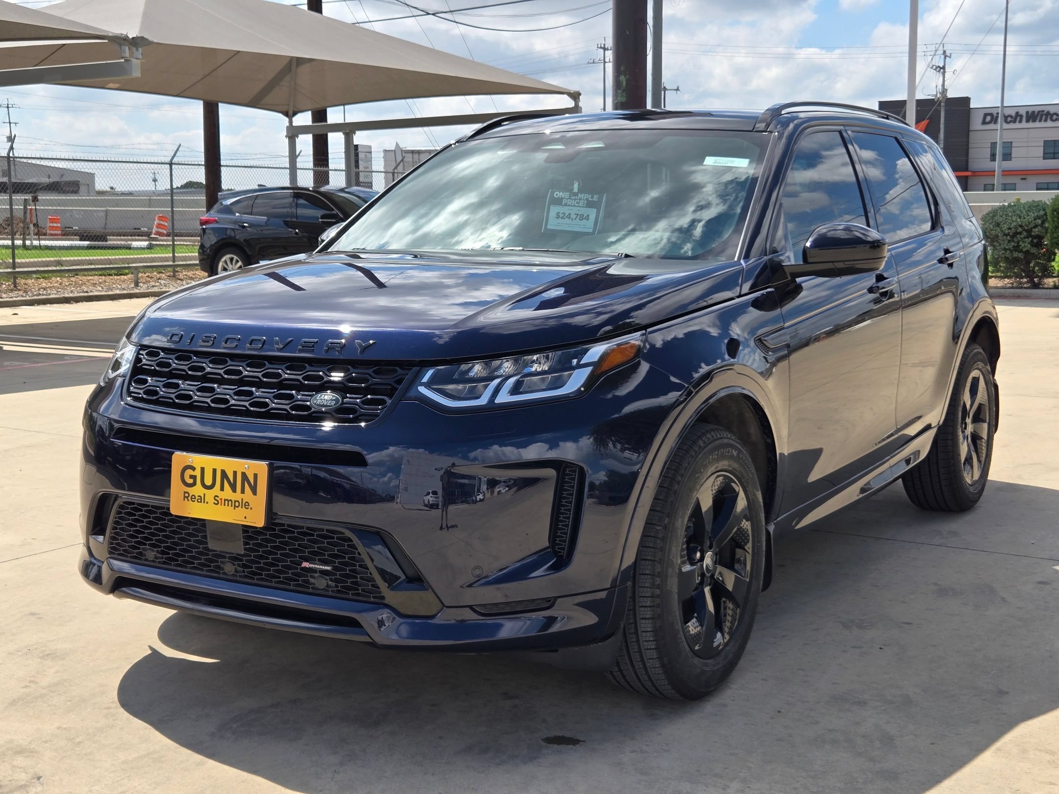 Used 2023 Land Rover Discovery Sport S R-Dynamic AWD/4WD image 3