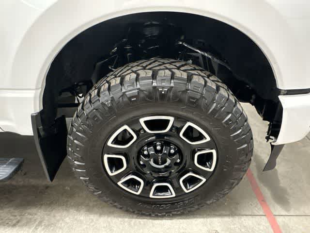 Used 2026 Ford F350 Platinum AWD/4WD image 5