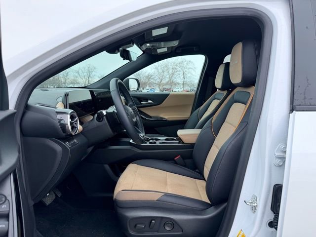 Used 2025 Chevrolet Equinox ACTIV w/ Safety and Technology Package image 7