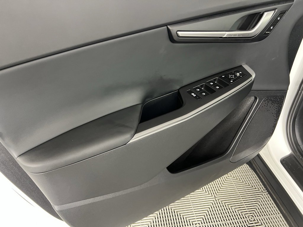 Used 2024 Kia EV6 Light image 26