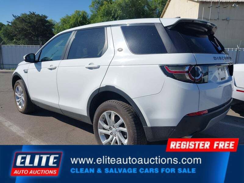Used 2019 Land Rover Discovery Sport AWD/4WD image 6
