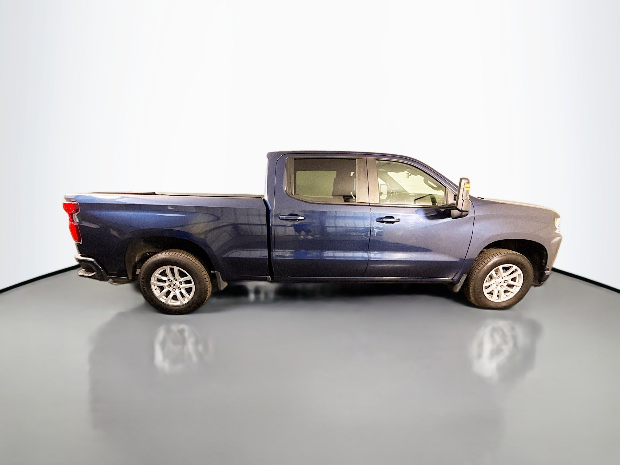 Used 2022 Chevrolet Silverado 1500 RST w/ Max Trailering Package AWD/4WD image 11