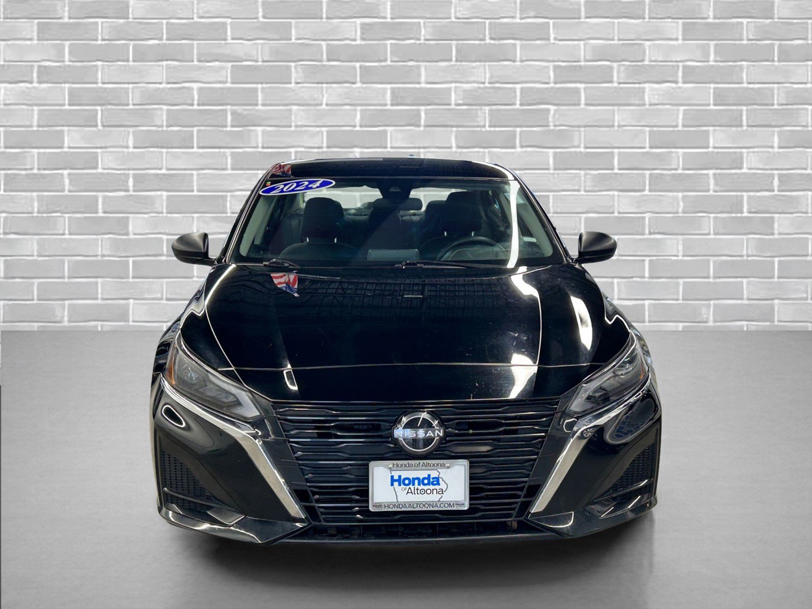 Used 2024 Nissan Altima 2.5 SV image 8