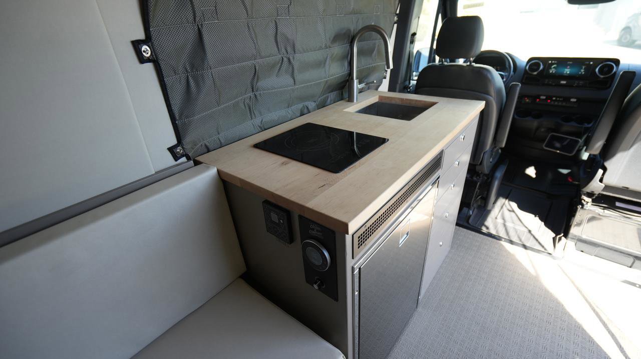 Used 2020 Mercedes-Benz Sprinter 2500 image 10