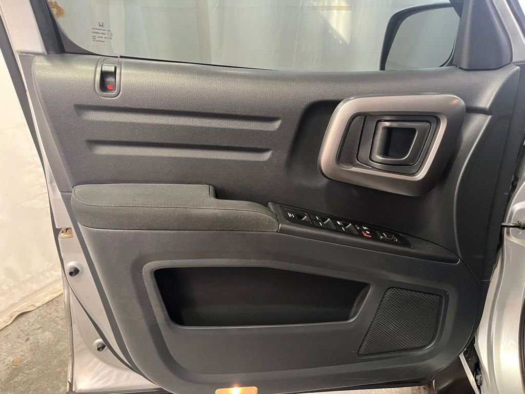Used 2012 Honda Ridgeline RTS image 9
