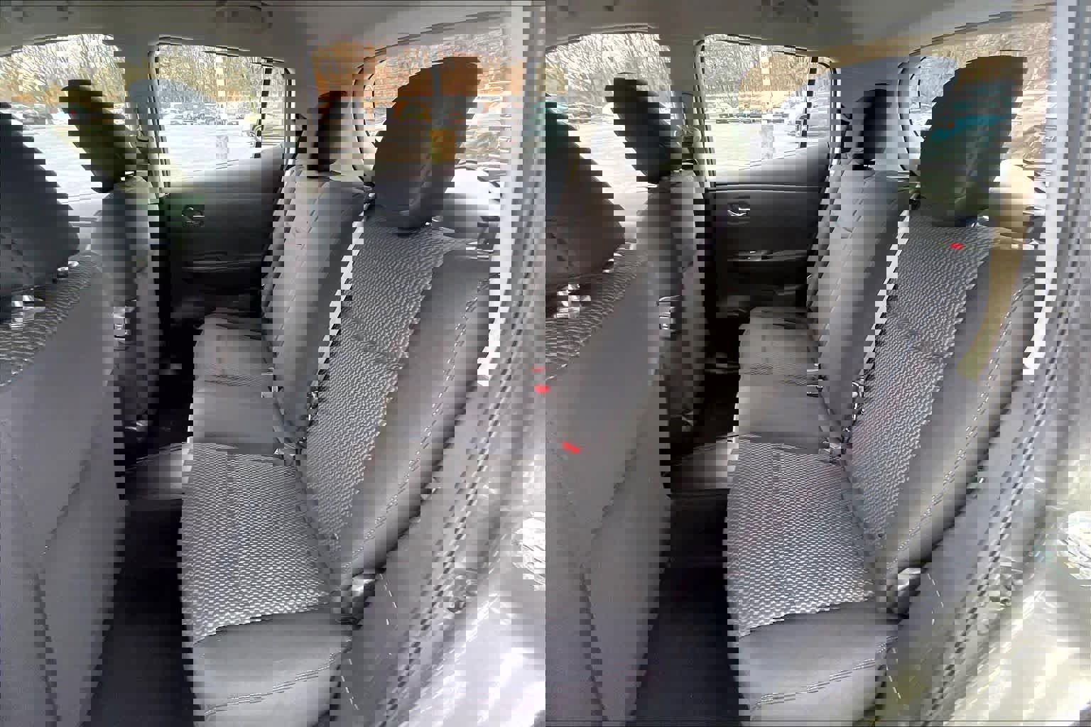 Used 2015 Nissan Leaf S w/ Charge Package image 18