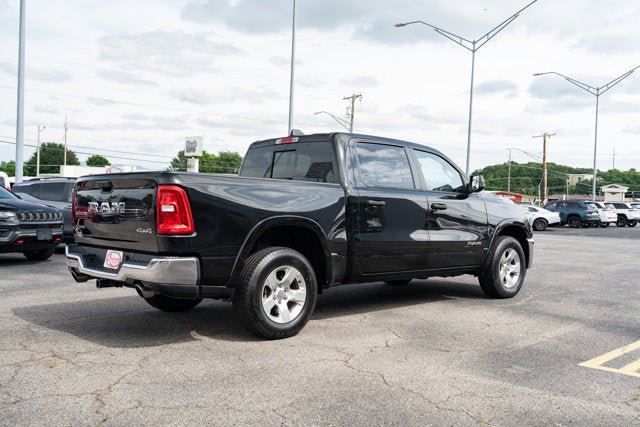 Used 2025 RAM 1500 Big Horn AWD/4WD image 5