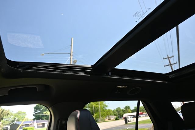 Used 2025 Ford Explorer ST AWD/4WD image 38