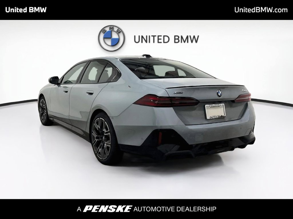 Certified 2027 BMW 540i xDrive w/ M Sport Package AWD/4WD image 7