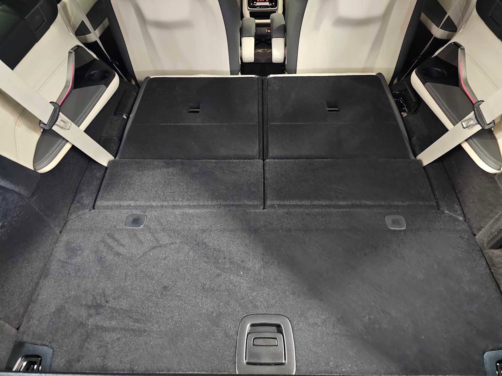 New 2026 BMW X7 M60i image 50