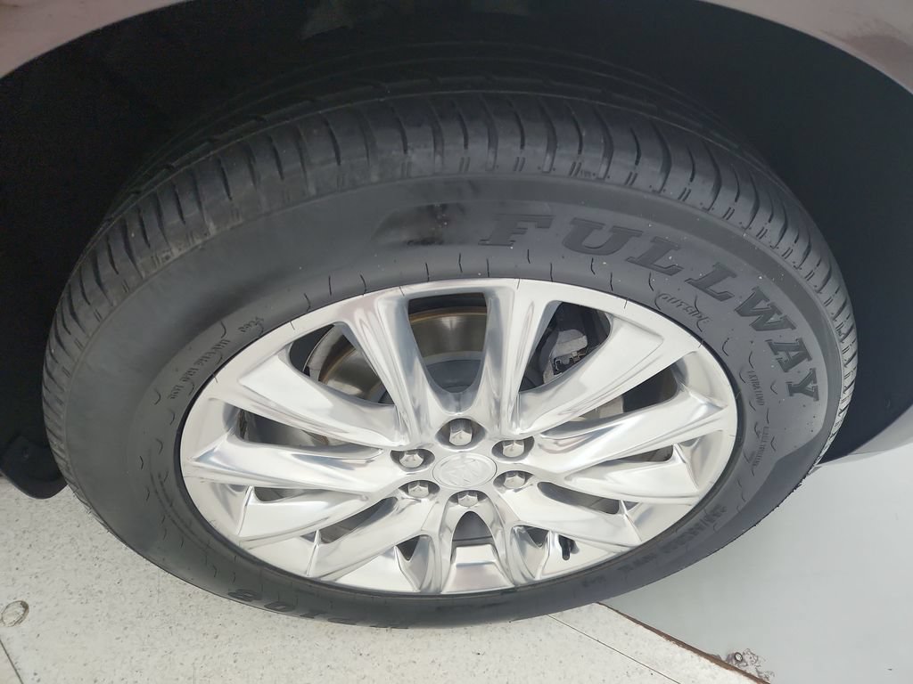 Used 2018 Buick Enclave Premium FWD image 36