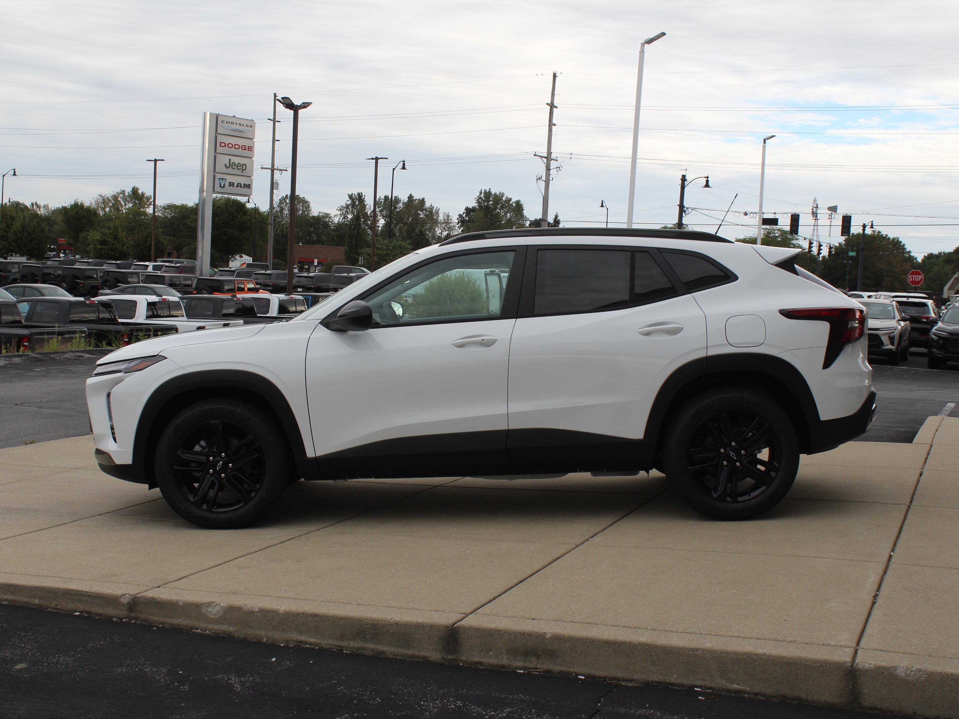 New 2026 Chevrolet Trax ACTIV FWD image 8