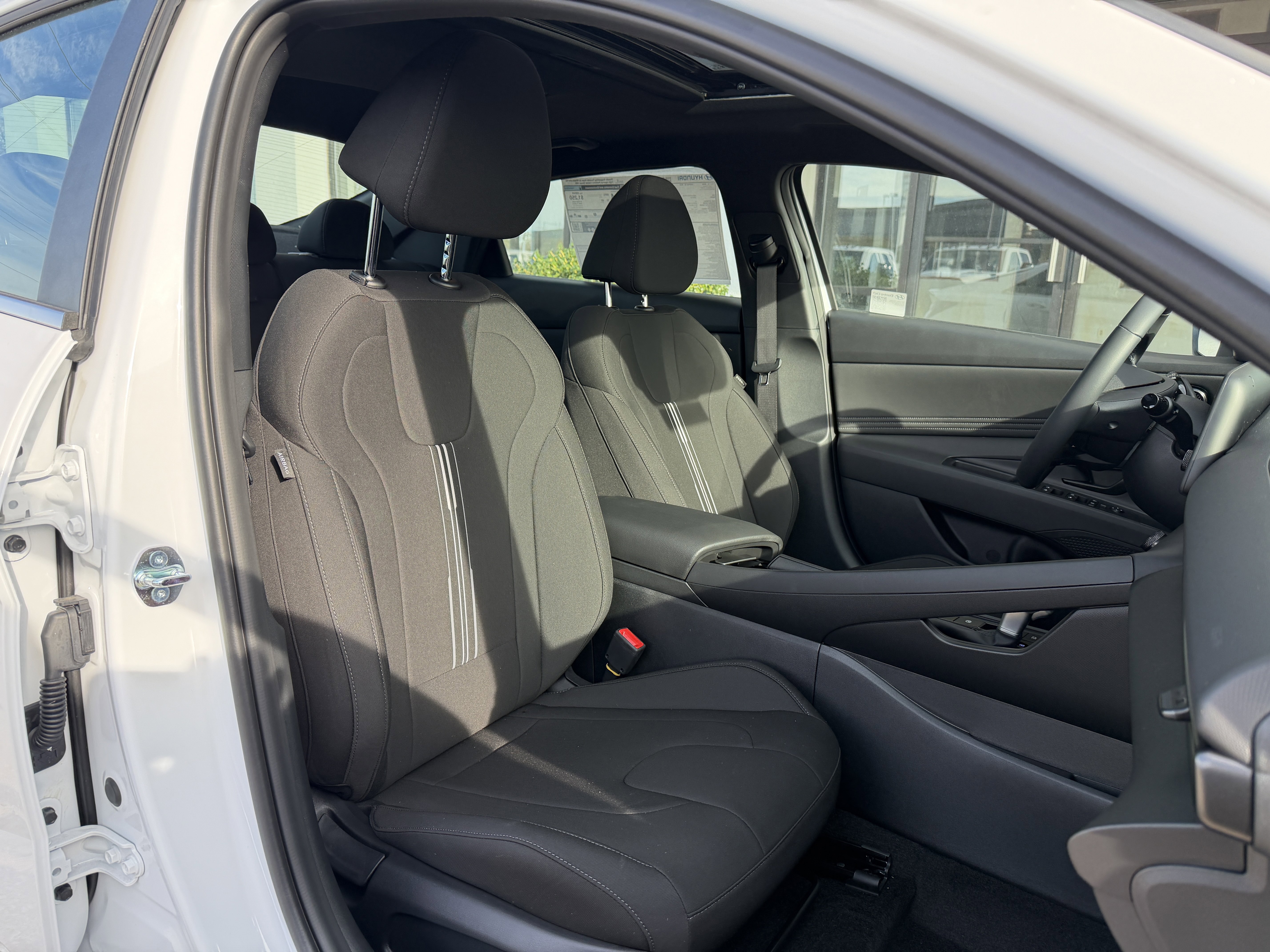 New 2026 Hyundai Elantra SEL Sport FWD image 16