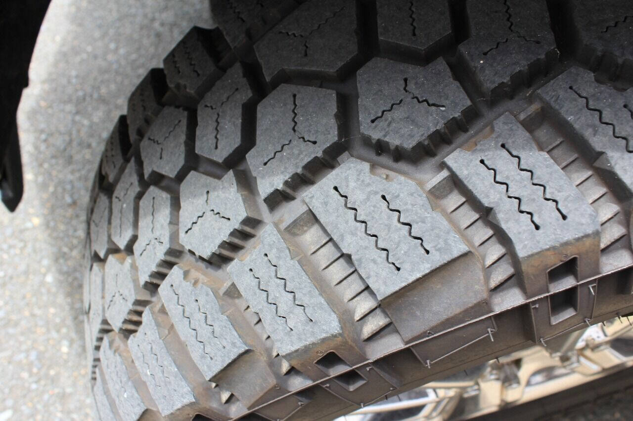 Used 2016 Ford F150 XLT w/ Equipment Group 301A Mid image 4