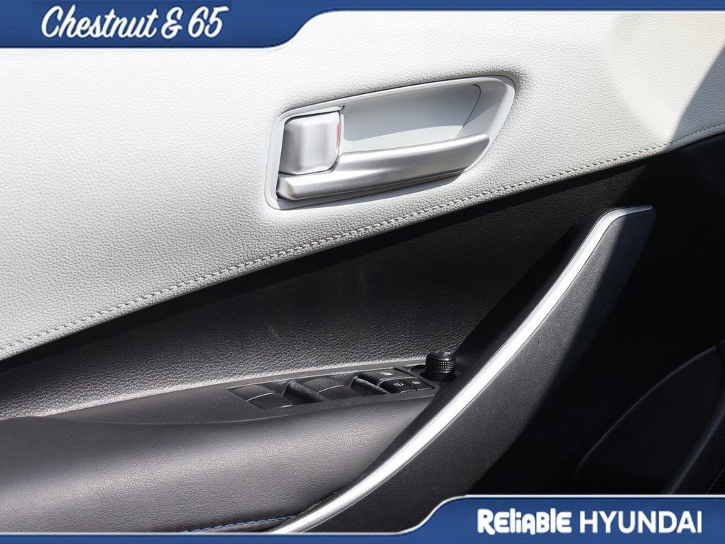 Used 2020 Toyota Corolla SE w/ SE Premium Package image 22